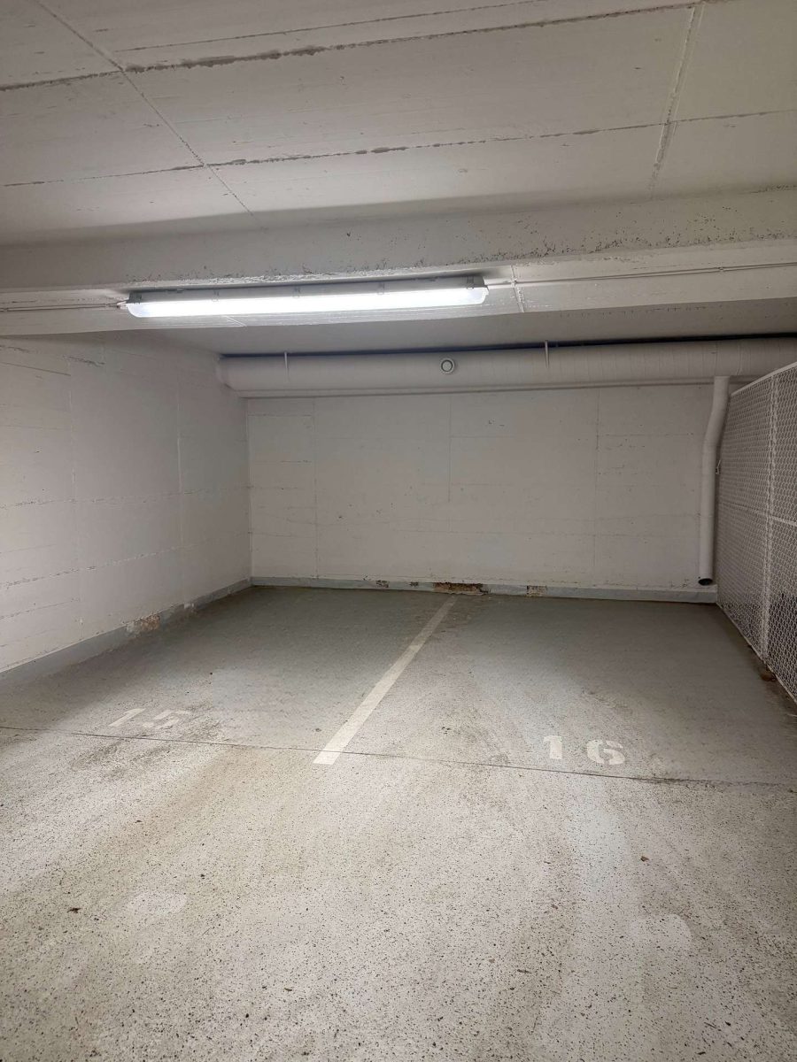 Tiefgaragenstellplatz nahe Olympiastadion zu vermieten, Angerburger Allee, 14055 Berlin, Charlottenburg