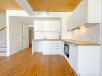 EBK - Wunderschön geschnittene 2-Zimmerwohnung mit EBK, Fußbodenheizung und Loggia