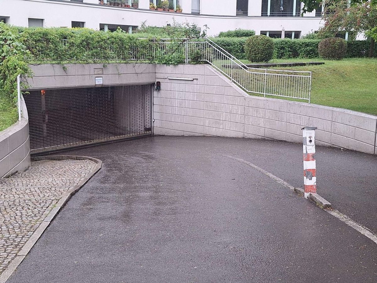 Einfahrt