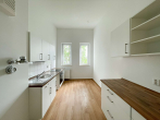 Küche - Sonnige Drei-Zimmer-Wohnung mit Loggia und Ebk