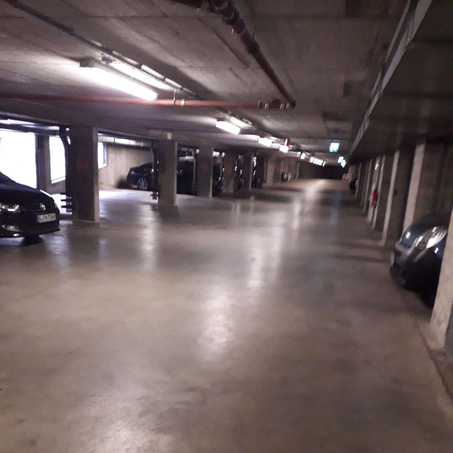 Motorrad-Stellplatz zu vermieten: zentral. provisionsfrei. sicher., Stresemannstr., 10963 Berlin, Kreuzberg